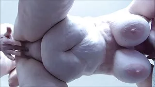 টিফানাটাটসন বাংলা sex ছবি বন্ধুদের শুটিং স্কুইটকে ভয় দেখায়.